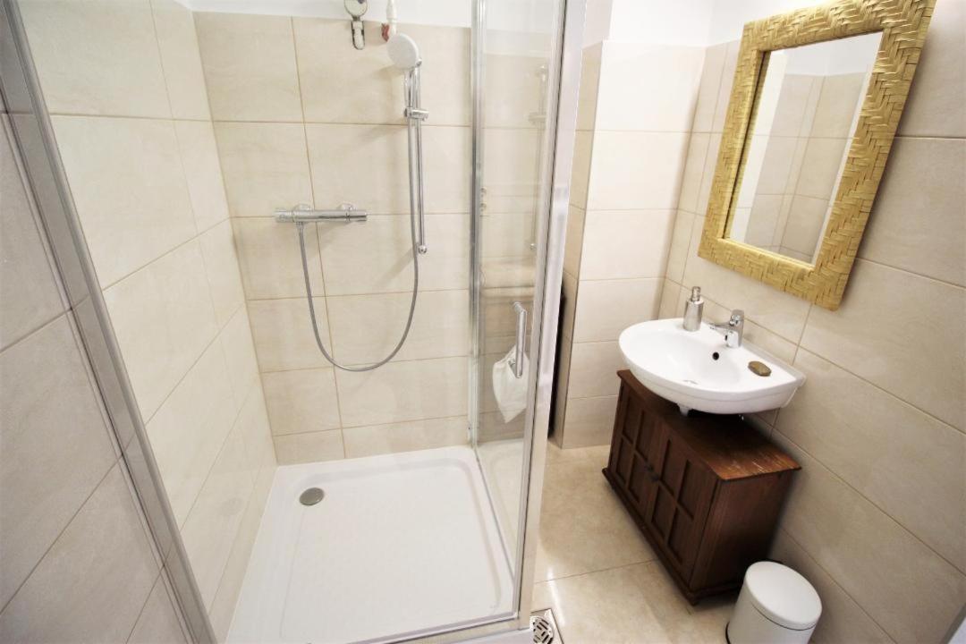 Rest House Apartman Nyiregyhaza Exterior photo